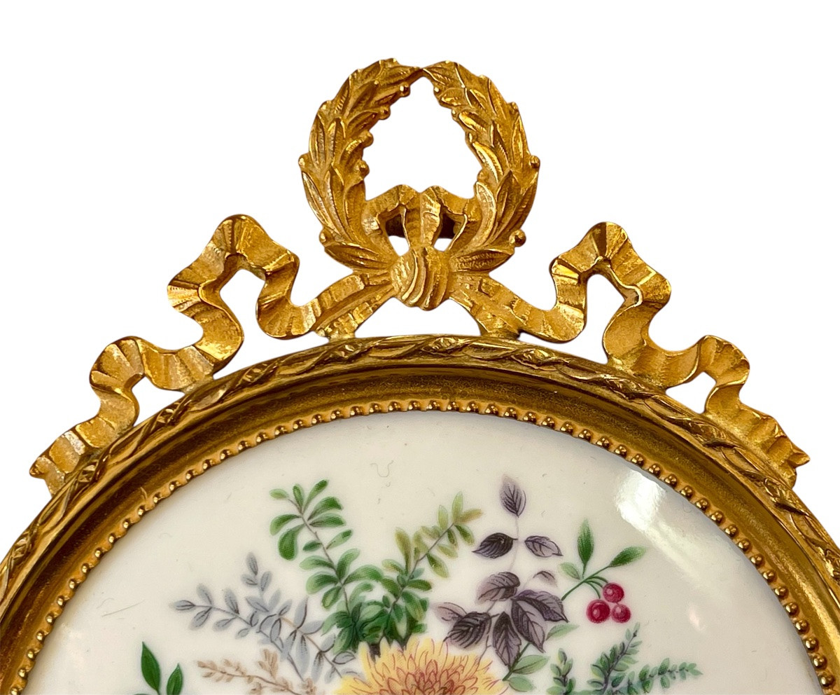 LIMOGES - Portrait de la Marquise d’Antin sur Porcelaine-photo-3