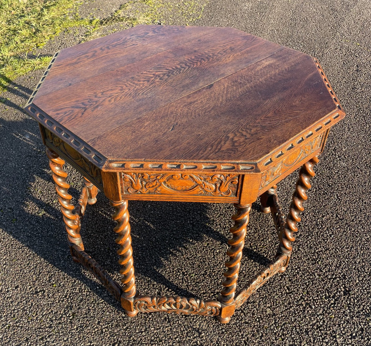 Table Octogonale en chêne Style Louis XIII-photo-4
