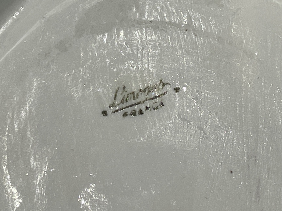 Limoges - Porcelain Tureen And Display Stand -photo-8