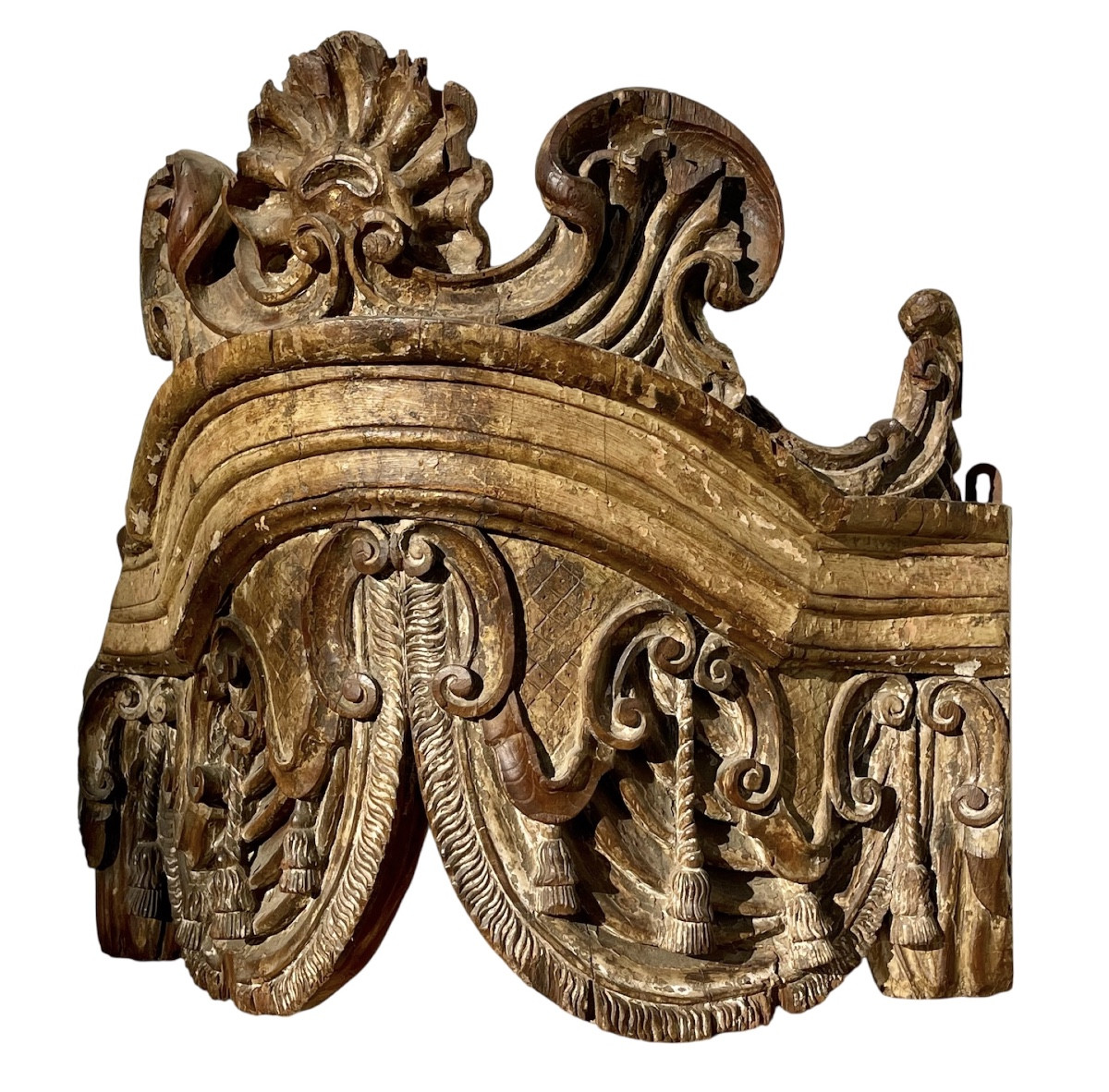 XVIIe - Dais deTrône en Bois Sculpté 