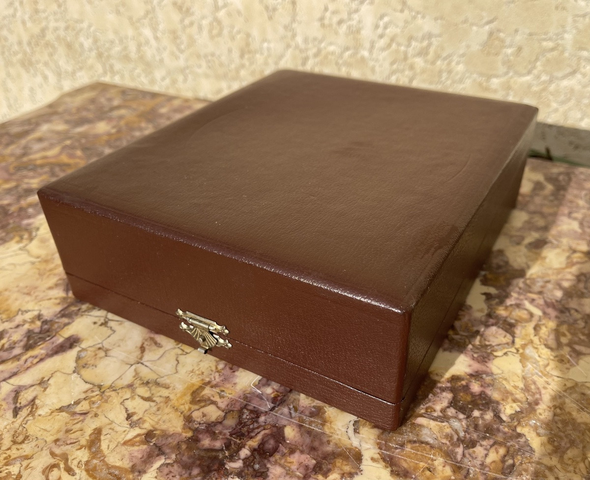 Chopard House - Desk Clock-photo-8