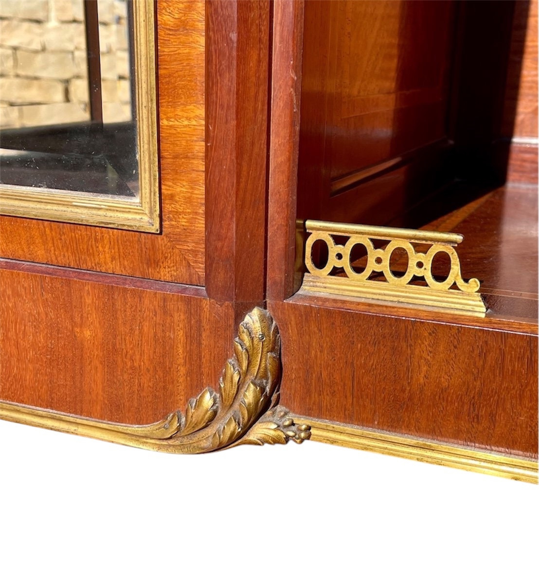 Haentges Frères - Vitrine / Argentier Style Louis XV -photo-4