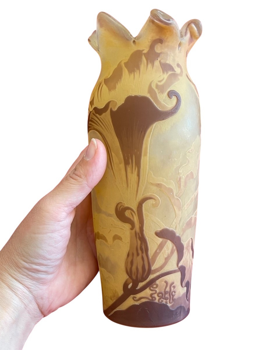 E. Galle - Baluster Vase With Wild Lilies-photo-8