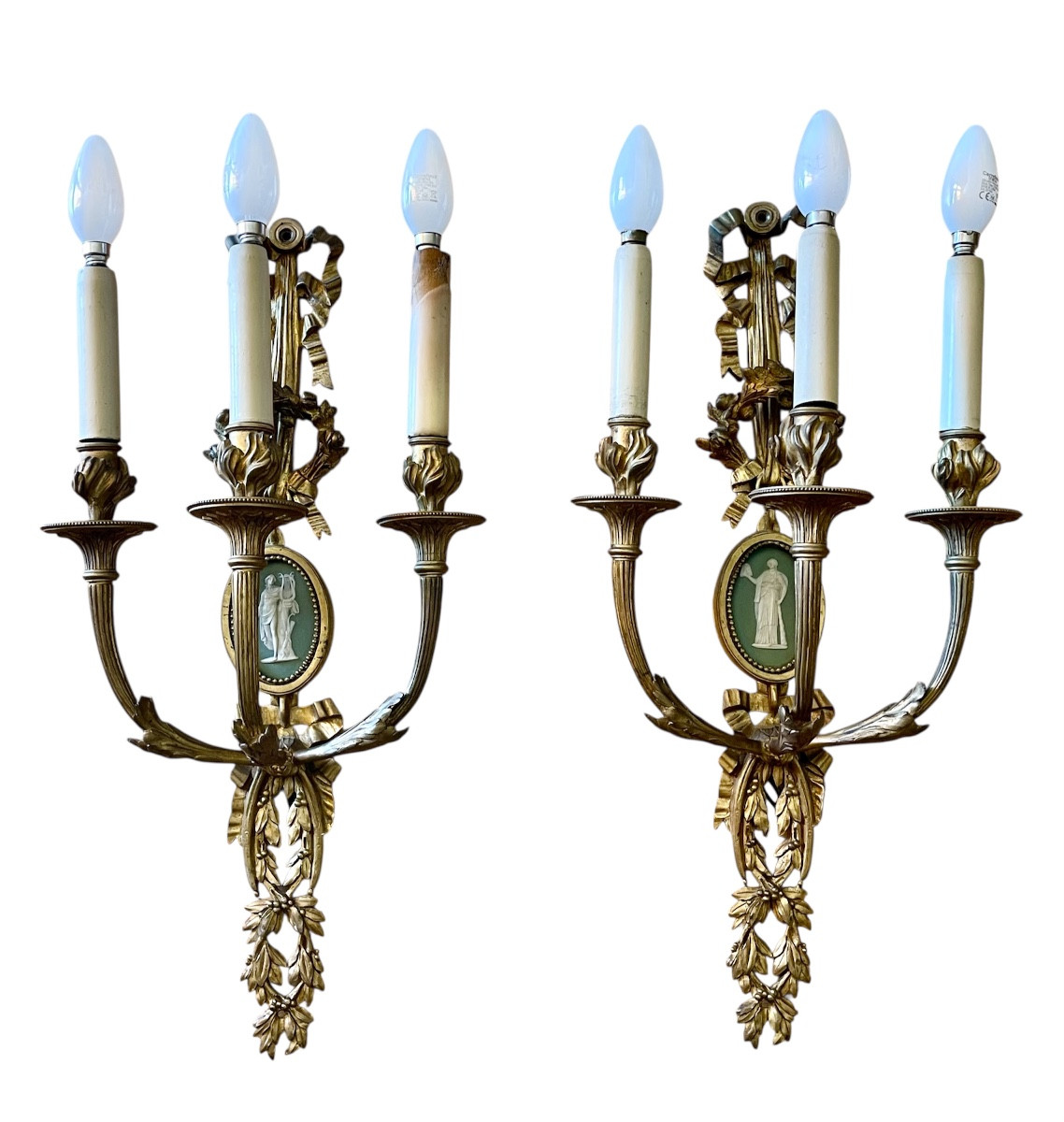 Alfred BEURDELEY - Paire d’appliques Style Louis XVI 