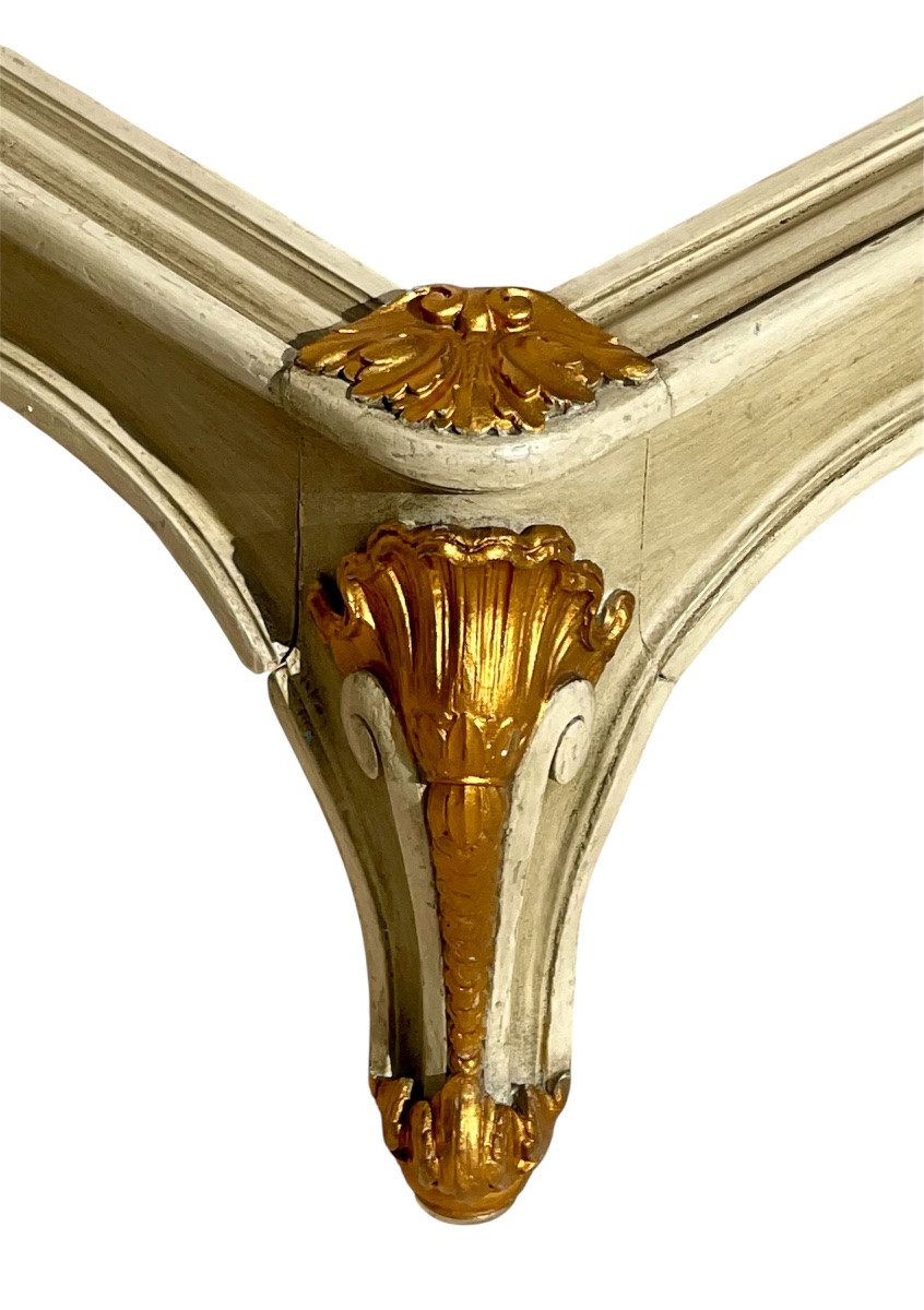 Louis XV Style Lacquered Bed -photo-4