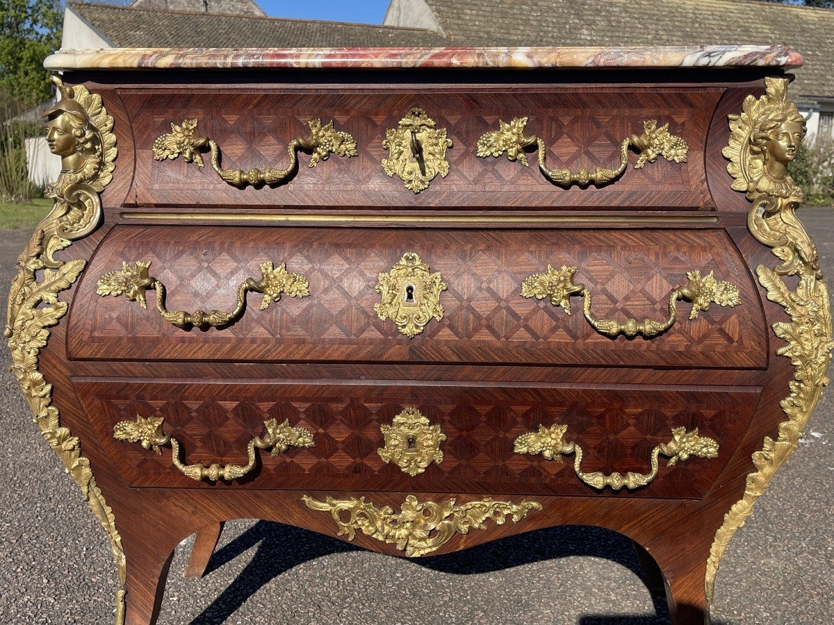 A. BASTET - Commode en Marqueterie Style Louis XV / Nap III-photo-4