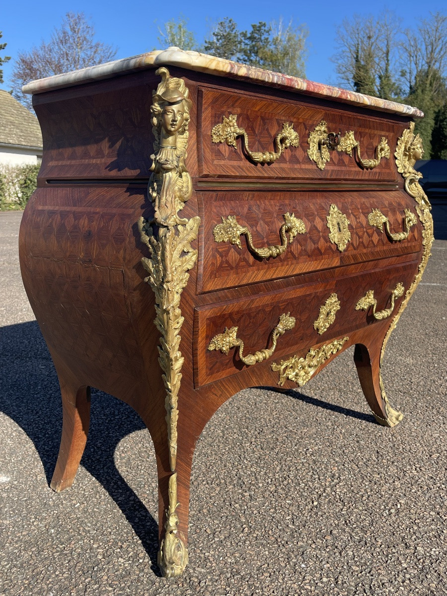 A. BASTET - Commode en Marqueterie Style Louis XV / Nap III-photo-3