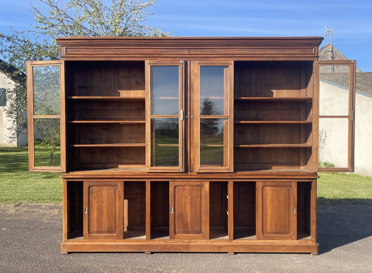 Bibliothèque à 12 portes en noyer XIX siècle -photo-1