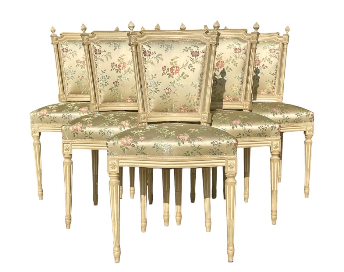 6 chaises laquées de style Louis XVI 