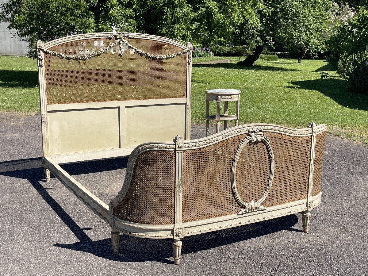Louis XV Style Lacquered Bed And Bedside Table-photo-3