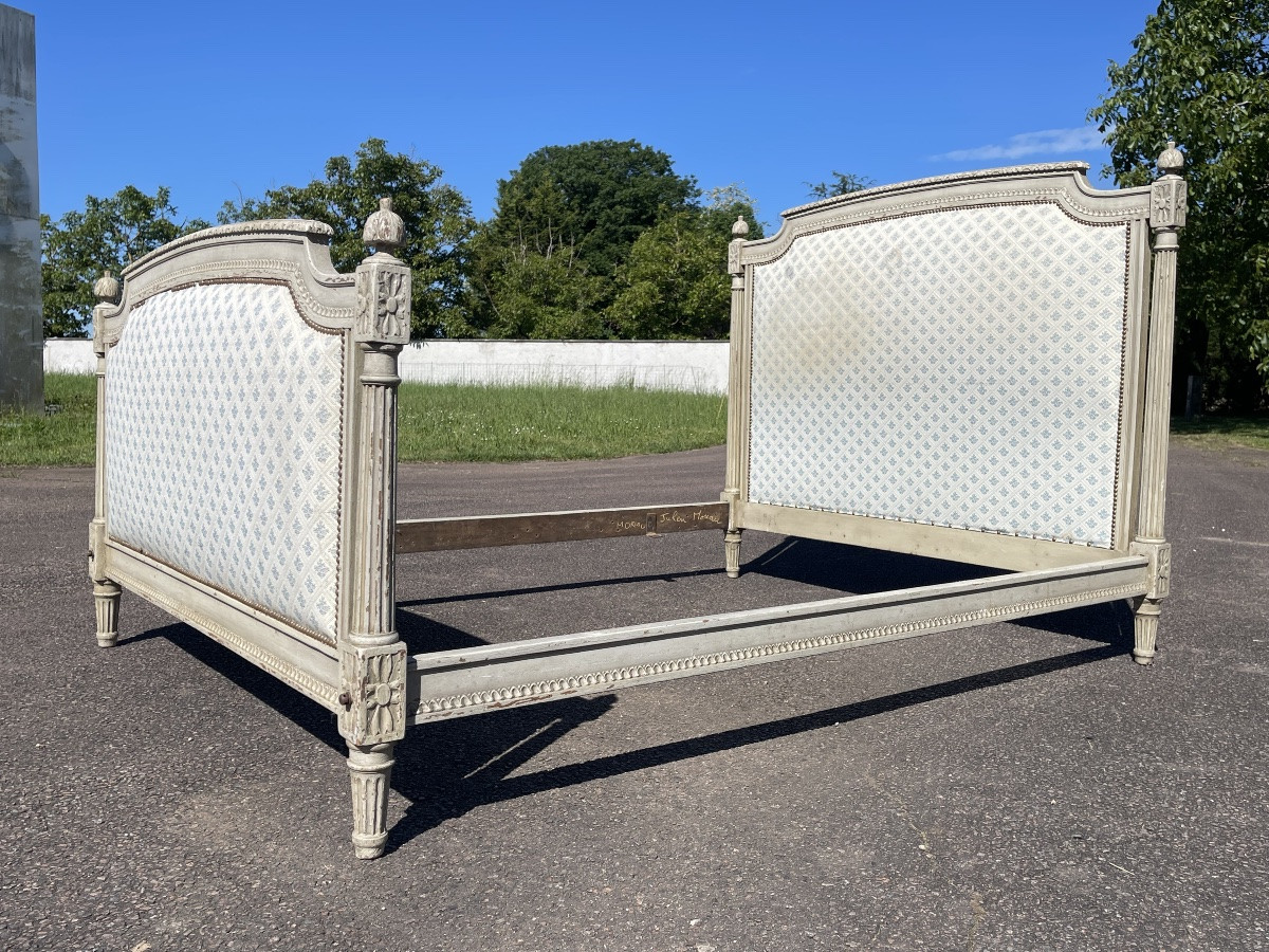Louis XVI Style Lacquered Bed-photo-4