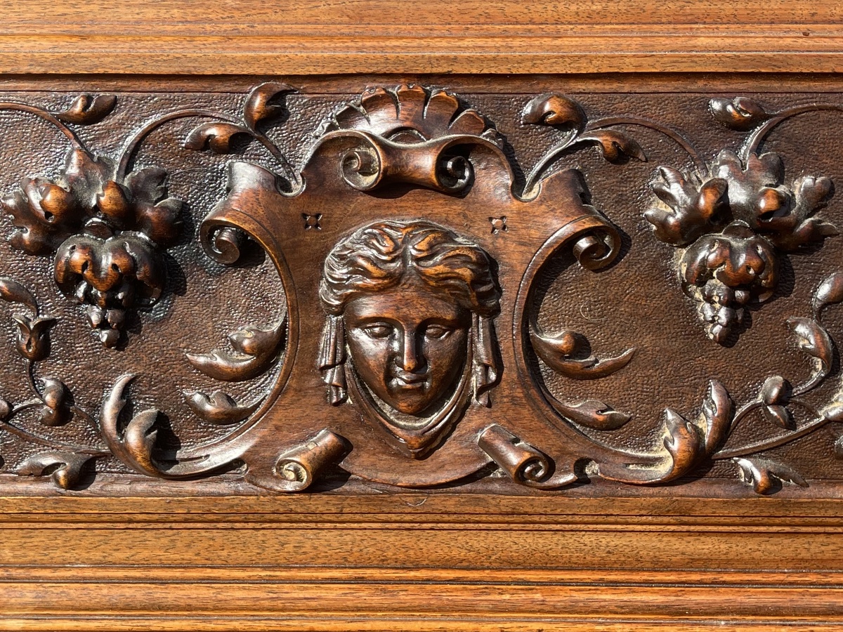 Bibliothèque ou Vitrine en Noyer Style Renaissance -photo-2