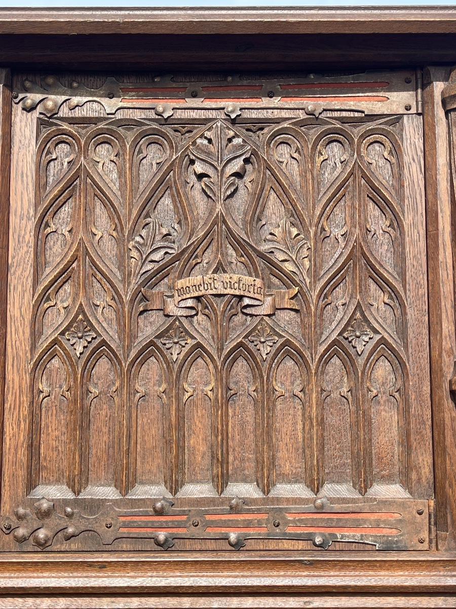 Carved Gothic-style Sideboard-photo-4