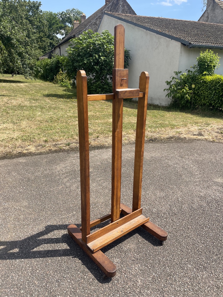 Easel -photo-5