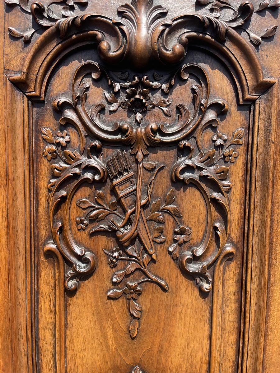 Liège-style Walnut Cabinet -photo-3