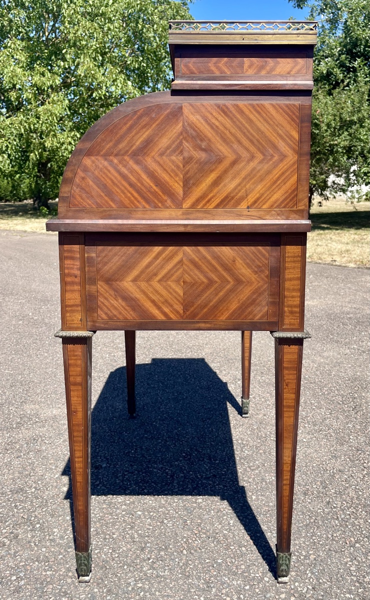 Small Louis XVI-style Cylinder Desk-photo-8