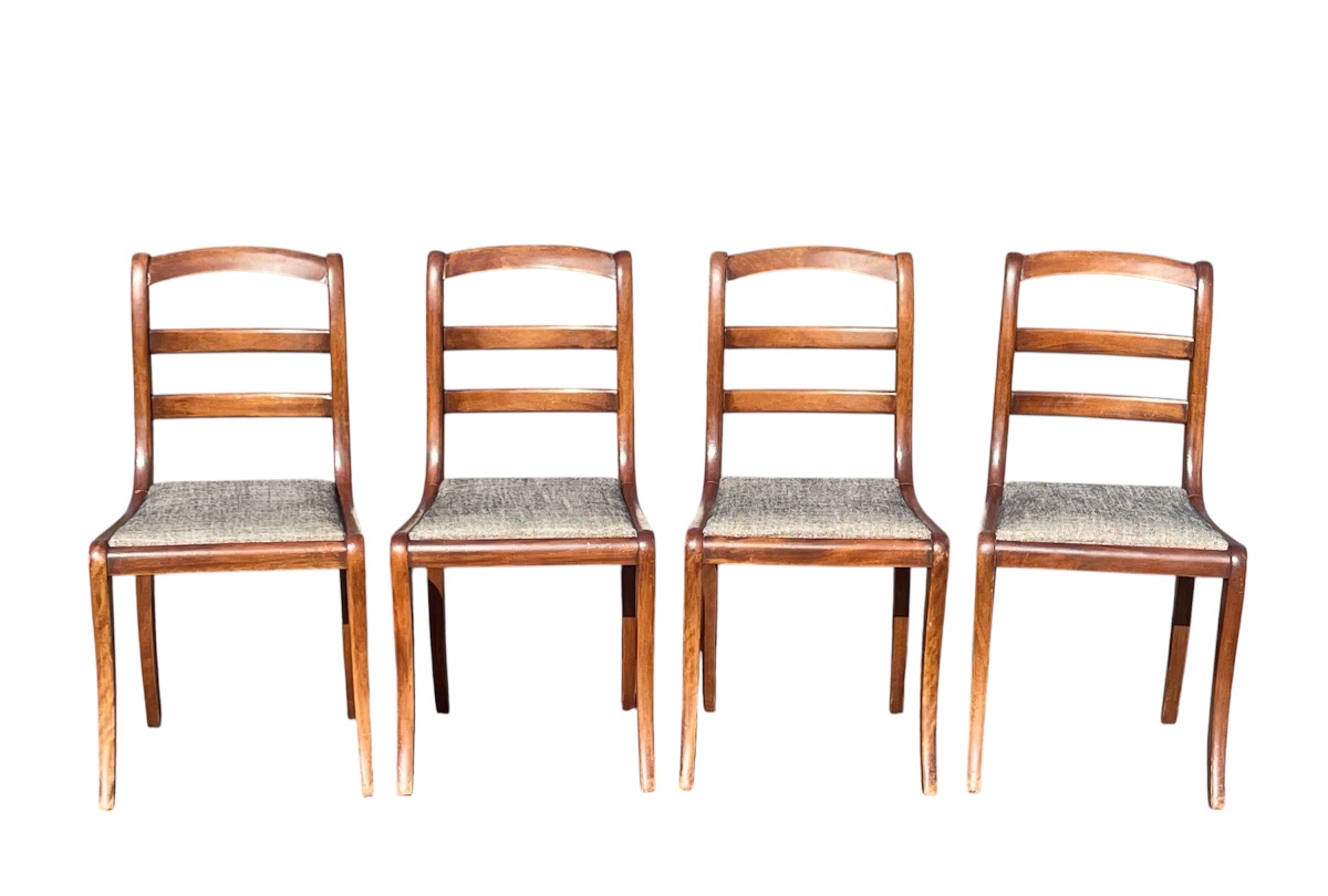 4 Mahogany Chairs In The Restoration Style 