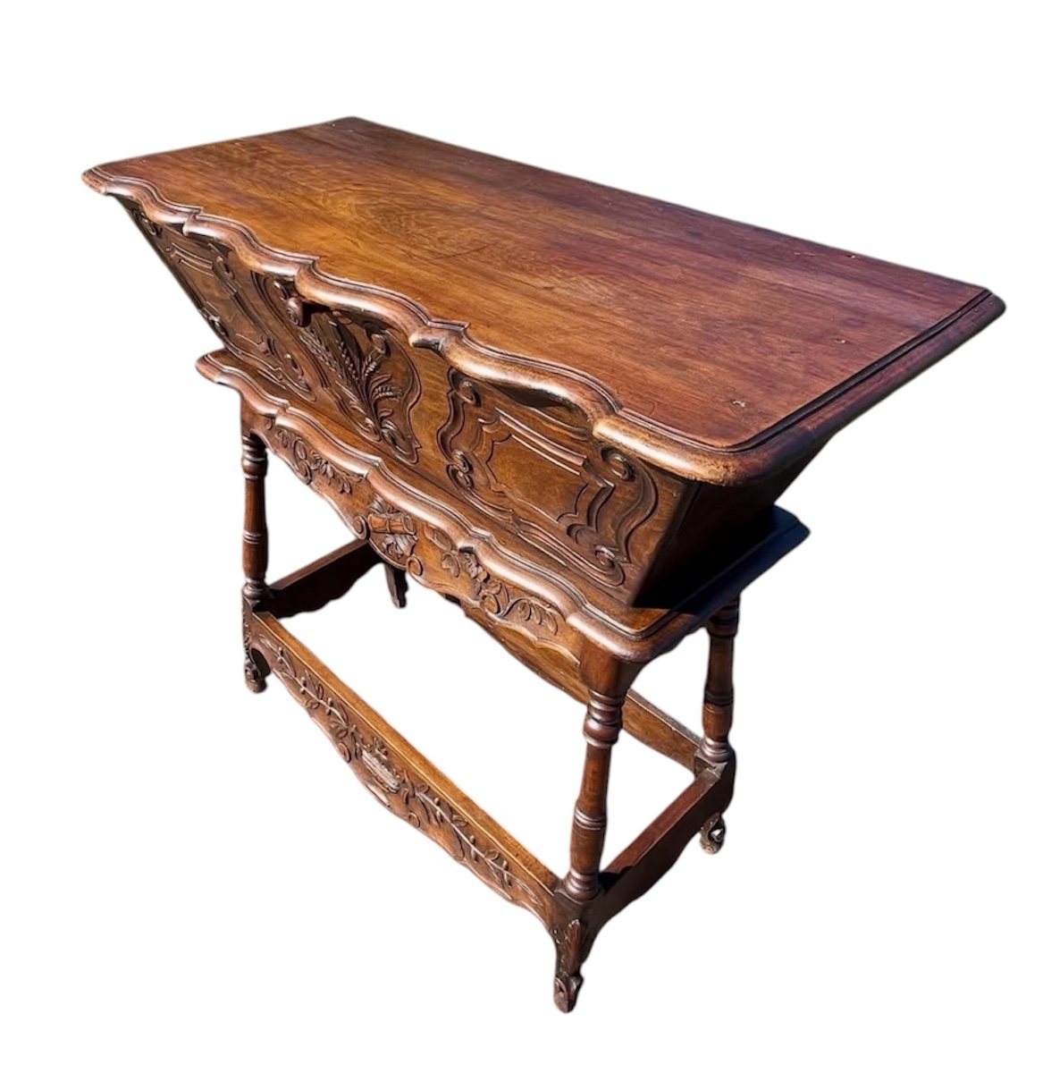 Provençal Kneading Trough Made Of Solid Walnut -photo-4
