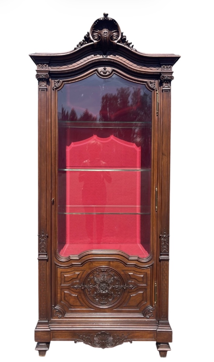 Louis XV-style Walnut Display Case/sideboard 