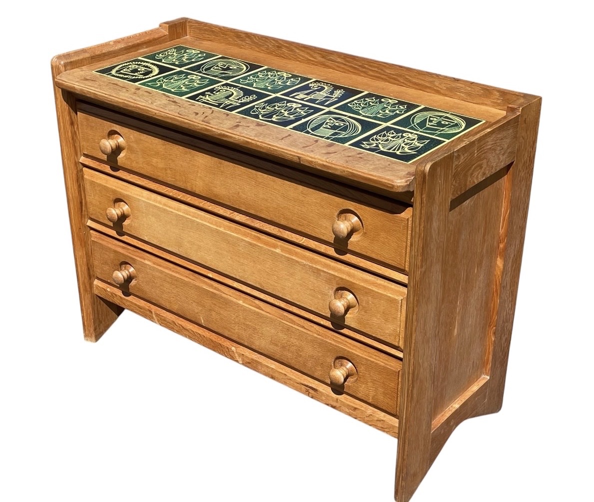 Guillerme And Chambron - Chest Of Drawers And Green Ceramics 