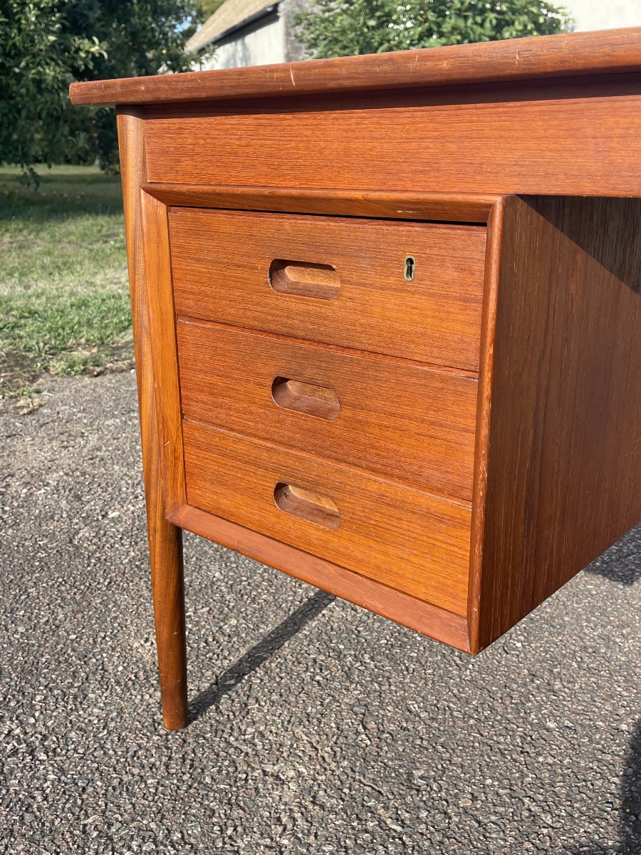 Arne Vodder - Scandinavian Teak Desk-photo-3