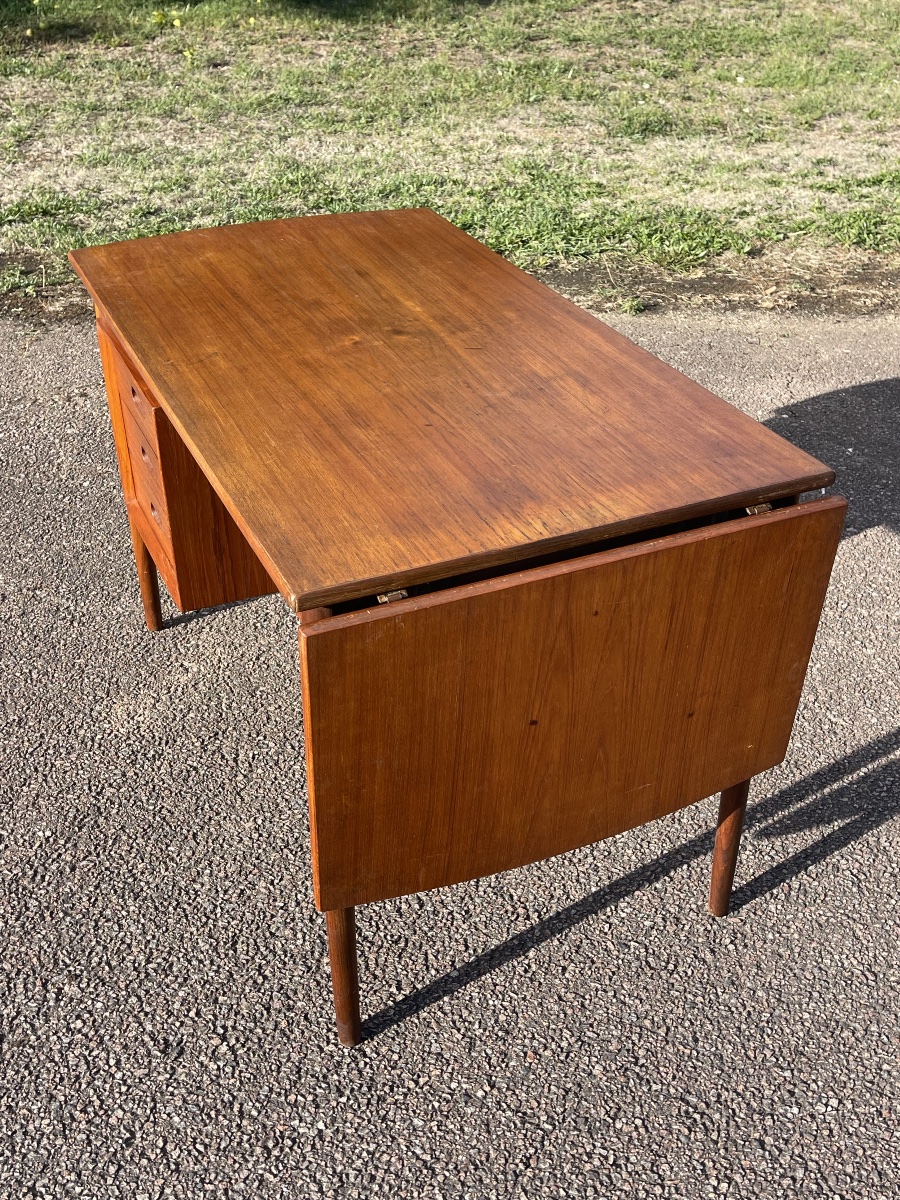Arne Vodder - Scandinavian Teak Desk-photo-4