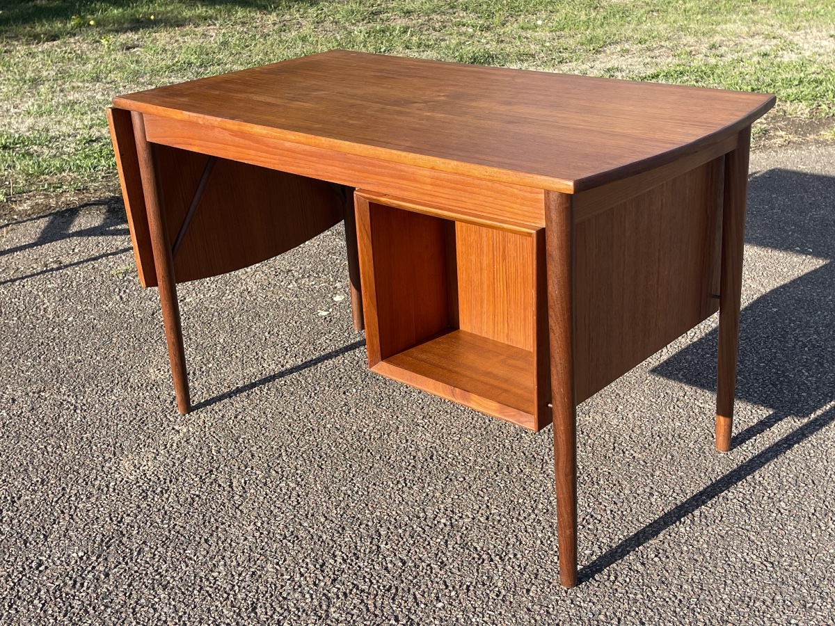 Arne Vodder - Scandinavian Teak Desk-photo-3