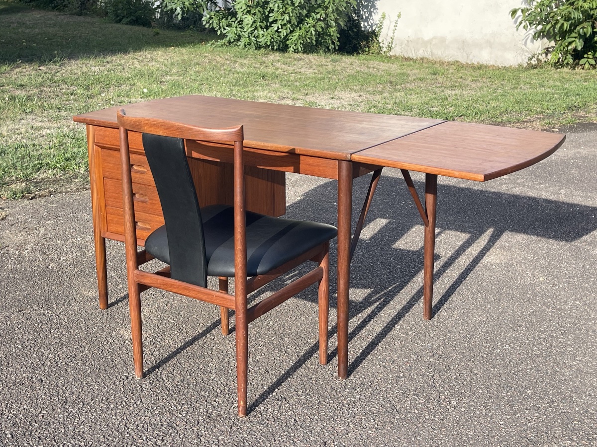 Henning Sorensen - Scandinavian Chair -photo-5