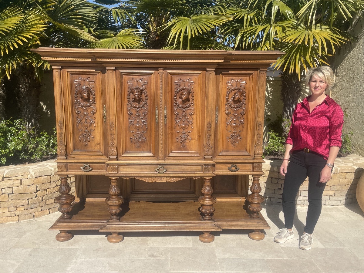Jean-Paul MAZAROZ - Buffet en Noyer Style Renaissance -photo-8