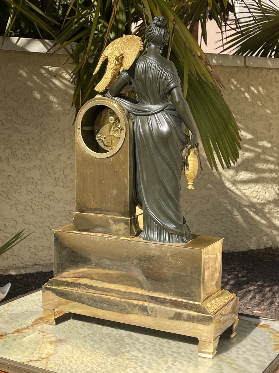 Pendule Empire en Bronze doré-photo-1