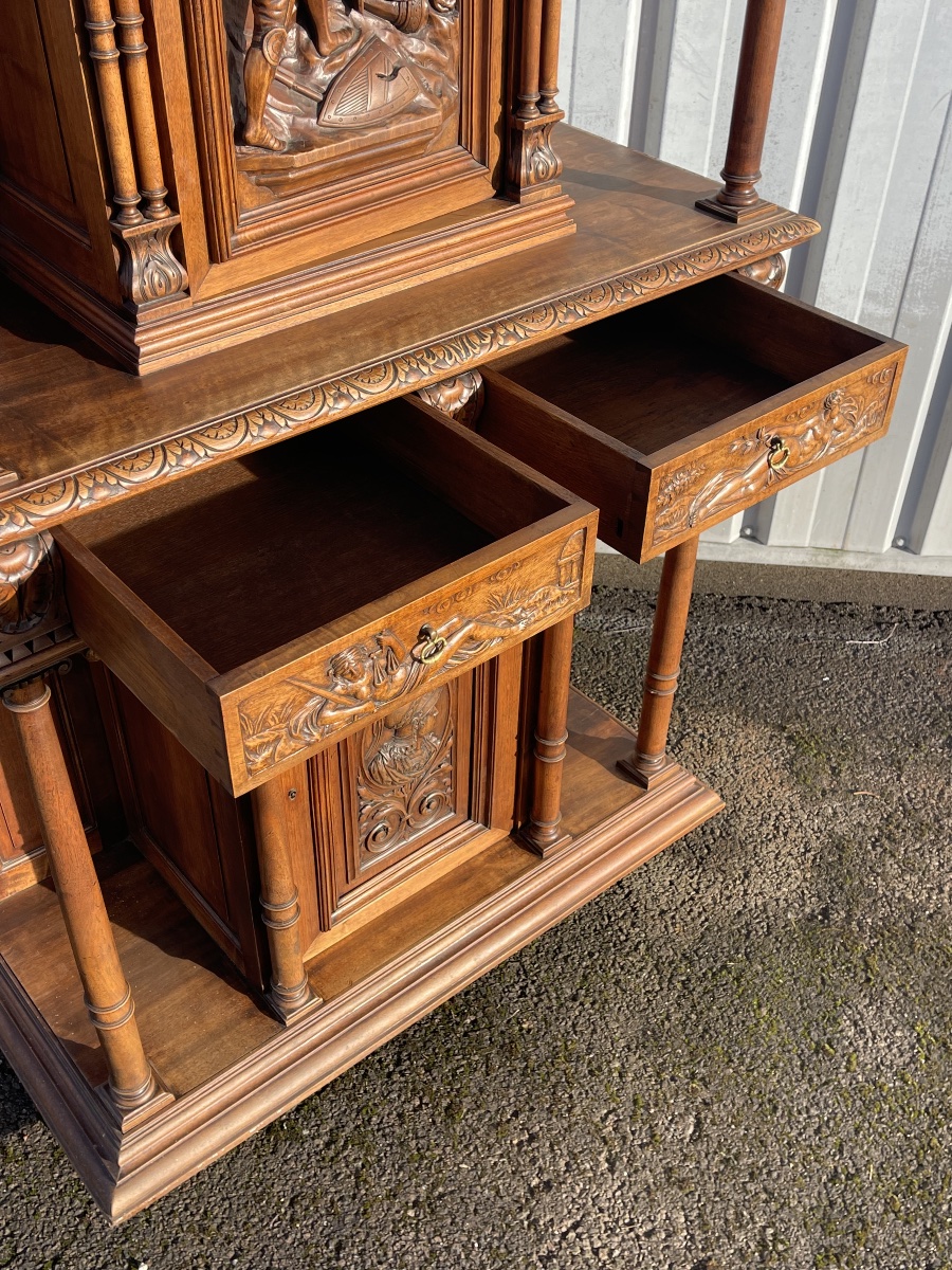 Renaissance-style Walnut Cabinet -photo-7