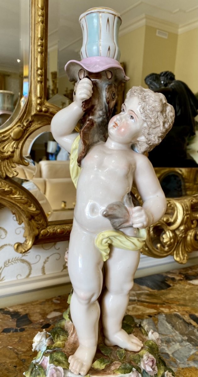 Sitzendorf - Pair Of Venus & Cupid Candlesticks-photo-2