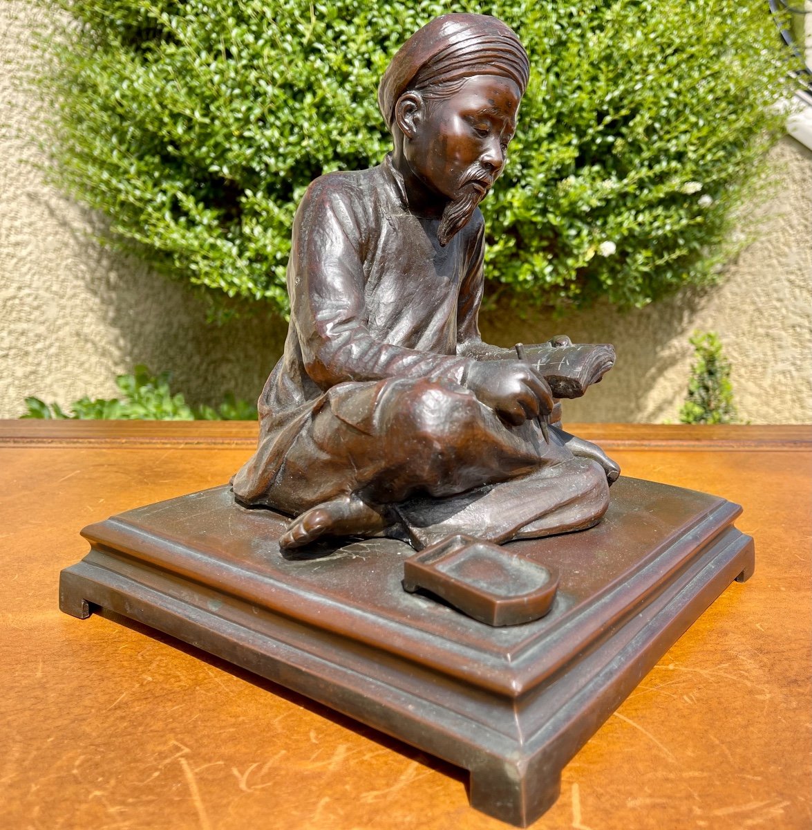 Époque MEIJI - Bronze « Lettré à L’écriture »-photo-1