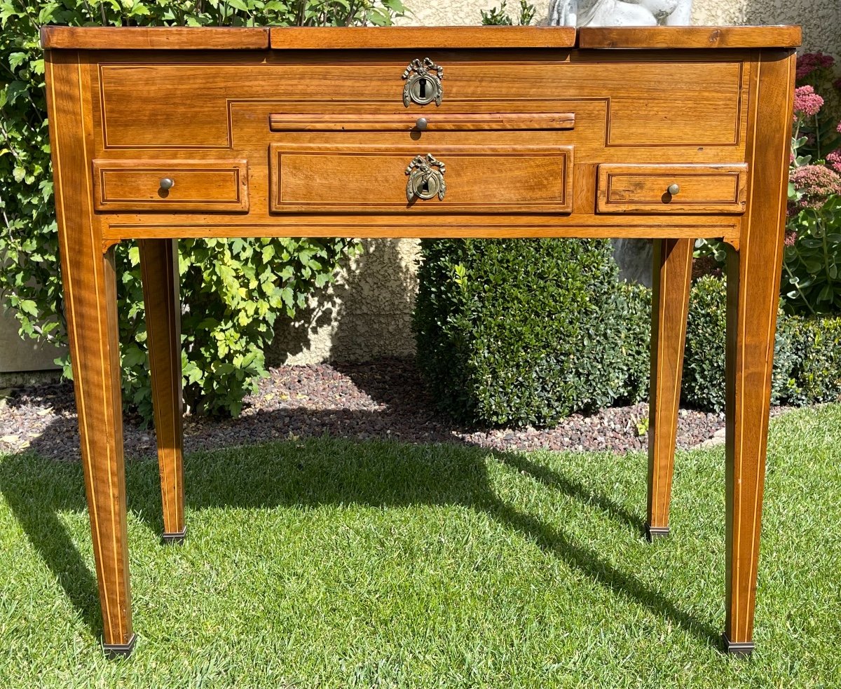 18th Century - Louis XVI Period Marquetry Dressing Table - Directory-photo-2