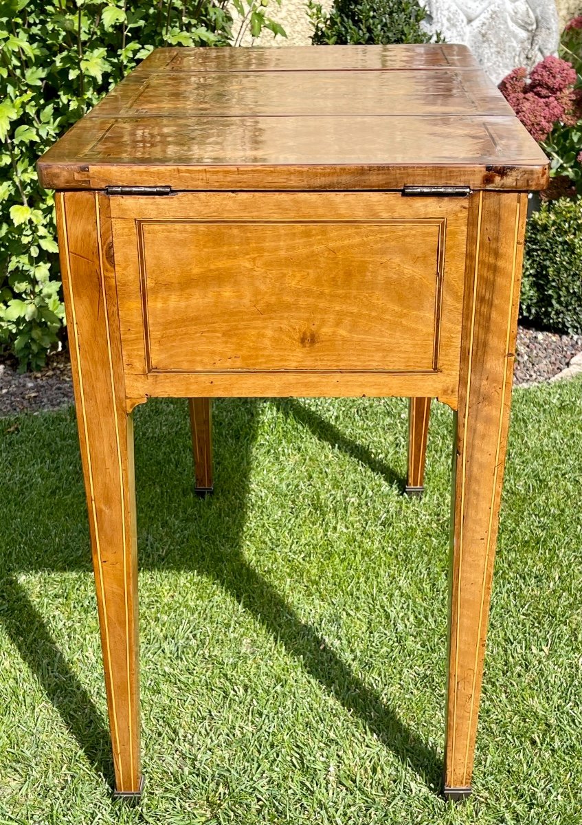 18th Century - Louis XVI Period Marquetry Dressing Table - Directory-photo-7