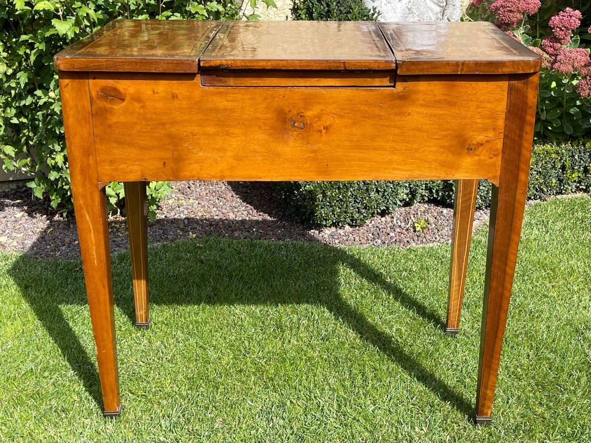 18th Century - Louis XVI Period Marquetry Dressing Table - Directory-photo-8