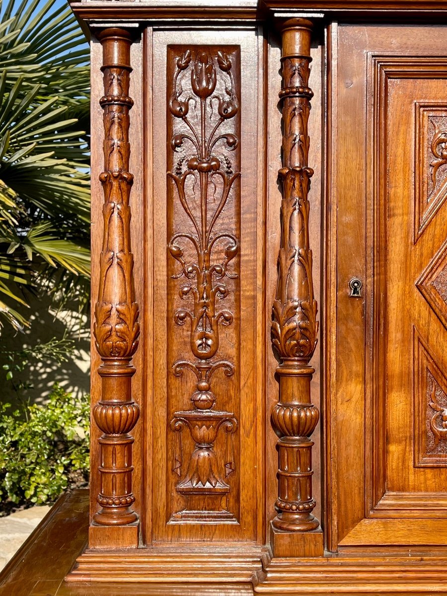 Cabinet en Noyer avec Incrustations de Marbre Style Renaissance-photo-1