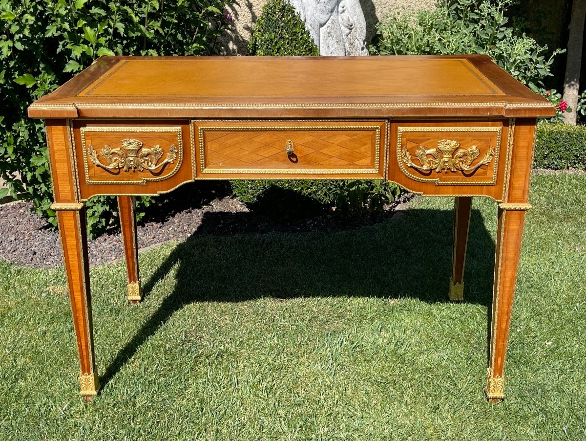 Small Louis XVI Style Marquetry Desk-photo-2