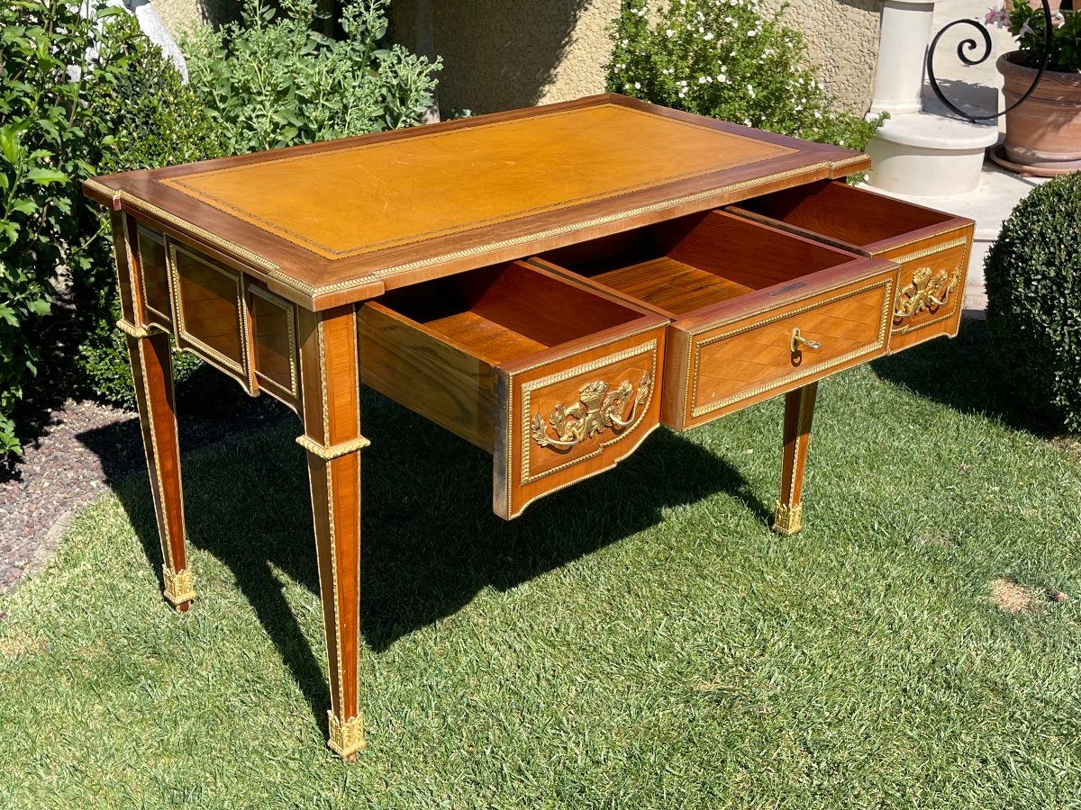 Small Louis XVI Style Marquetry Desk-photo-6