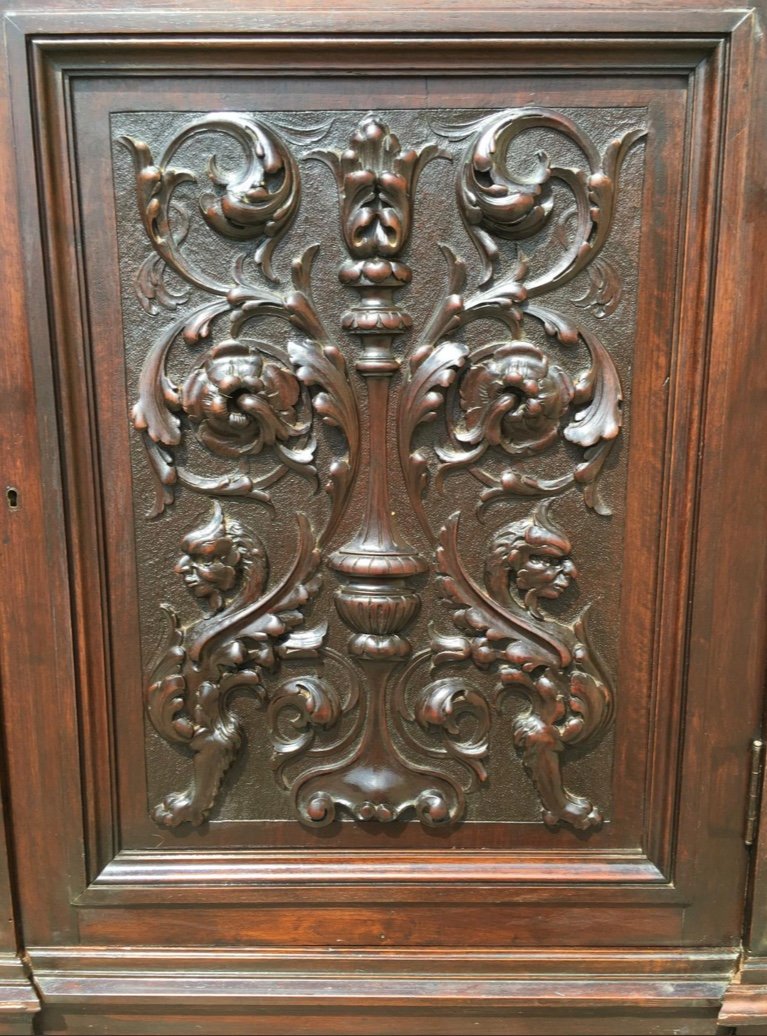 Buffet / Sideboard In Solid Walnut Renaissance Style-photo-4