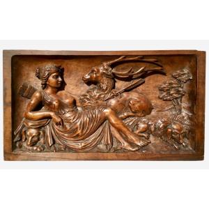 Arthémis - Carved Panel In Walnut