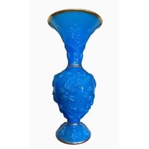 Baccarat - Opaline Vase 
