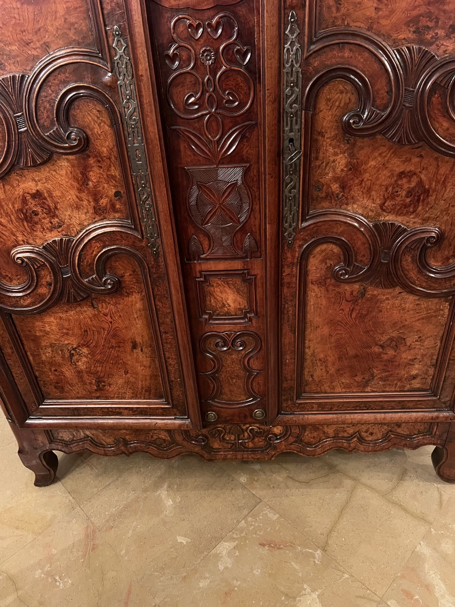 Regional Bresse Wardrobe -photo-1