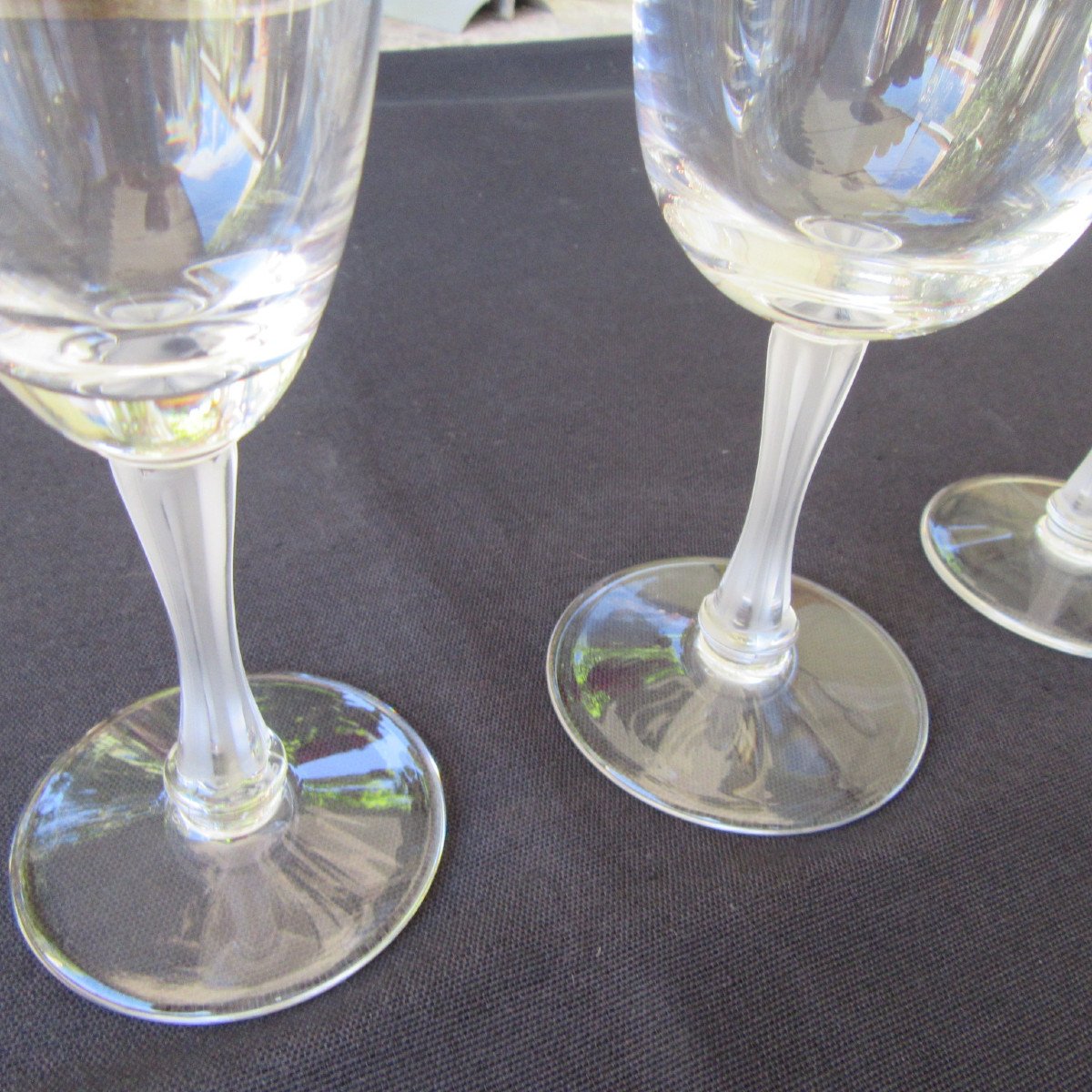 Lalique Service Of 30 Glasses Model Barsac - Flutes, Burgundy Glasses, Bordeaux Glasses-photo-1