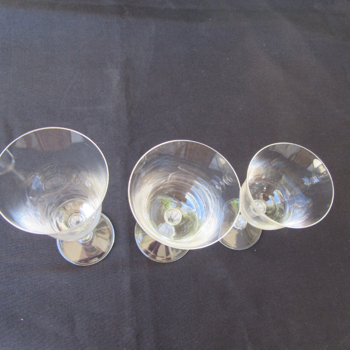 Lalique Service Of 30 Glasses Model Barsac - Flutes, Burgundy Glasses, Bordeaux Glasses-photo-2