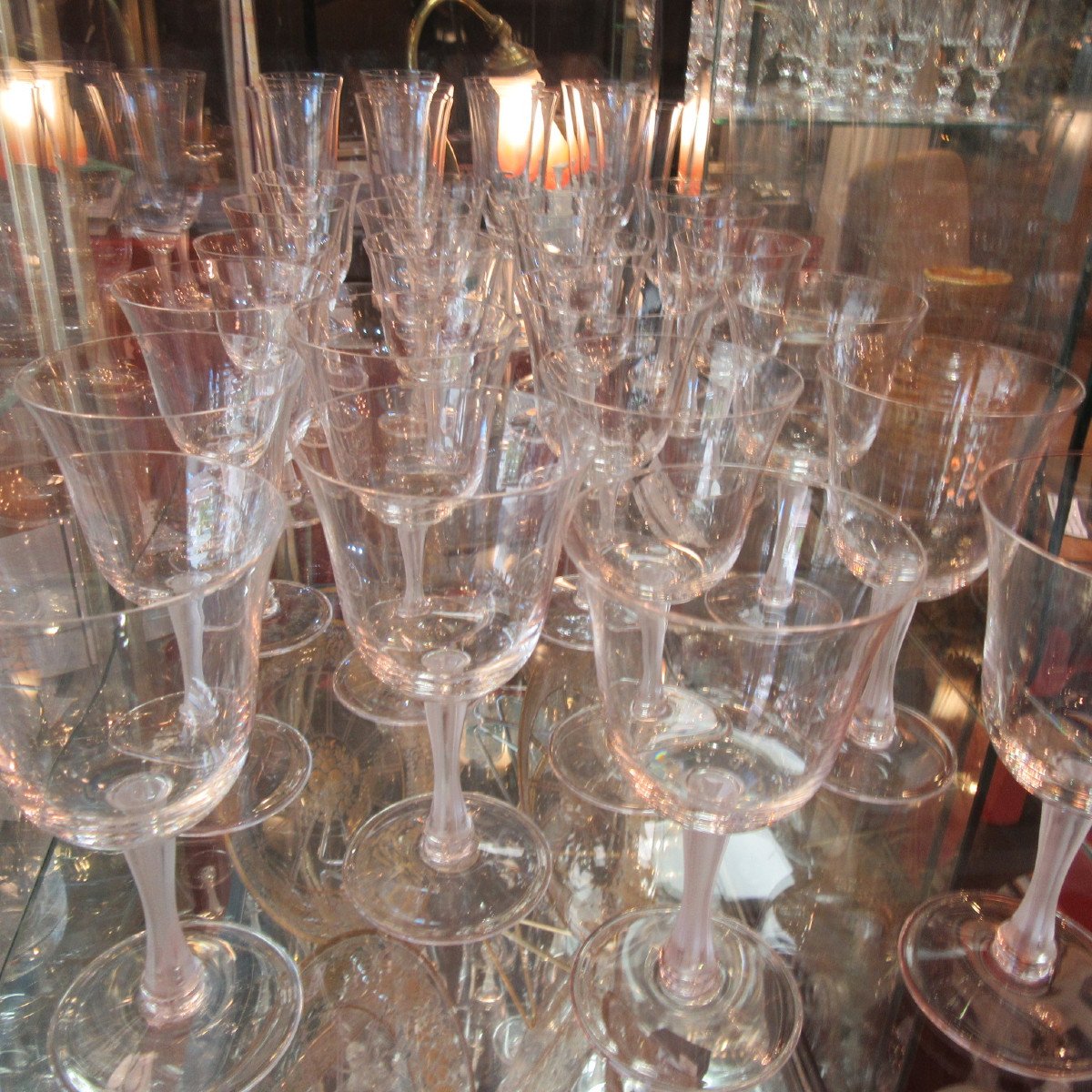 Lalique Service Of 30 Glasses Model Barsac - Flutes, Burgundy Glasses, Bordeaux Glasses-photo-5