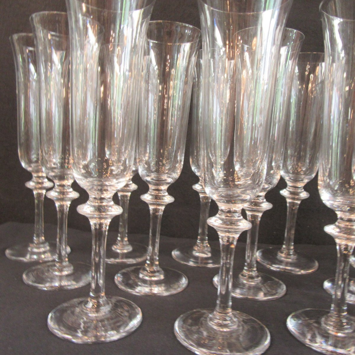 Daum Cristal. Set Of 12 Saumur Model Flutes-photo-3