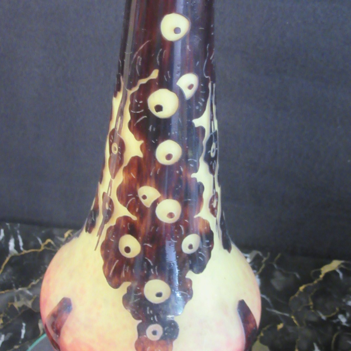 Schneider - Le Verre Français  Grand vase balustre en verre doublé. Décor Art-Déco-photo-3