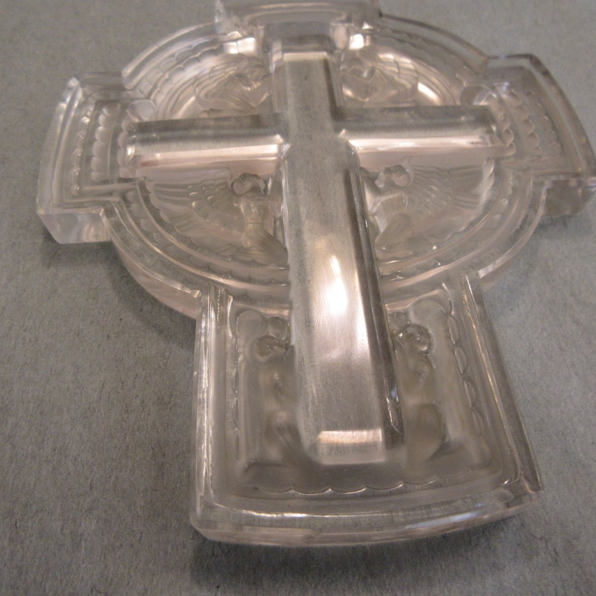 Lalique René Croix de berceau "Aux Anges"-photo-1