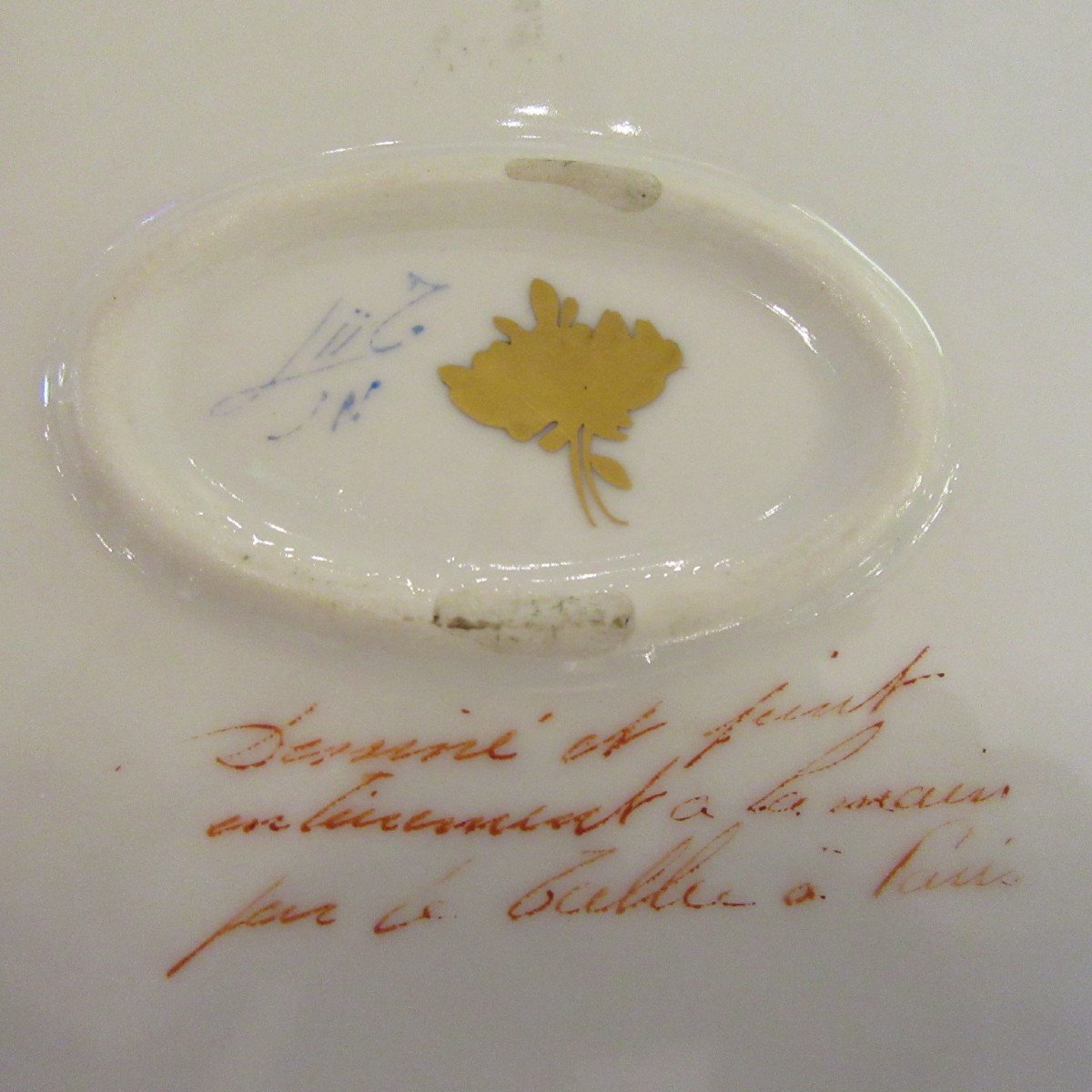 Le Tallec Rare Porcelain Box Or Box With Gold Flower Decor On Black Background. Sign.-photo-3